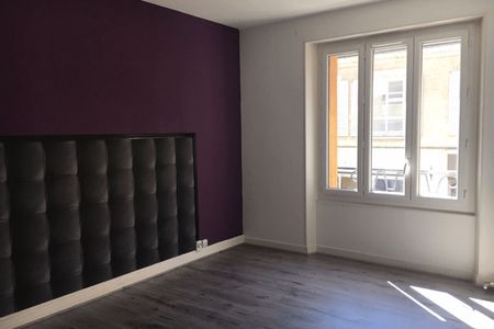 Vue n°2 Appartement 3 pièces T3 F3 à louer - Orleans (45000)