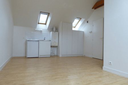 appartement 1 pièce à louer LAVAL 53000 23.6 m²