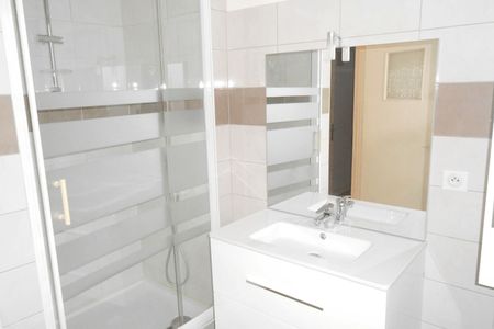 appartement 3 pièces à louer FLEURY LES AUBRAIS 45400 67.4 m²