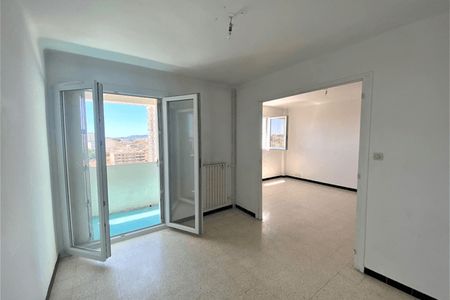 appartement 4 pièces à louer TOULON 83000 67.8 m²