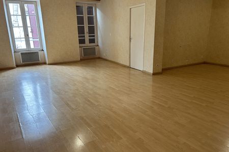 Vue n°2 Appartement 4 pièces T4 F4 à louer - Coulon (79510)