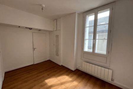 Vue n°3 Appartement 2 pièces T2 F2 à louer - Chartres (28000)