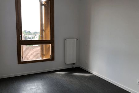 Vue n°3 Appartement 3 pièces T3 F3 à louer - Lille (59000)