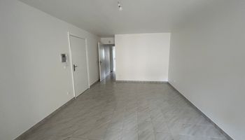 appartement 2 pièces à louer HYERES LES PALMIERS 83400