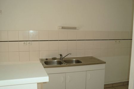 Vue n°2 Appartement 3 pièces T3 F3 à louer - Toulouse (31000)