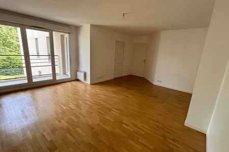 Vue n°2 Appartement 3 pièces T3 F3 à louer - L'hay Les Roses (94240)