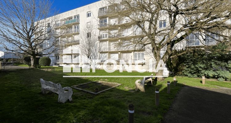 appartement 2 pièces à vendre LA ROCHE SUR YON 85000 56 m²