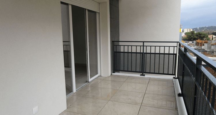 Vue n°1 Appartement 3 pièces T3 F3 à louer - Toulon (83100)