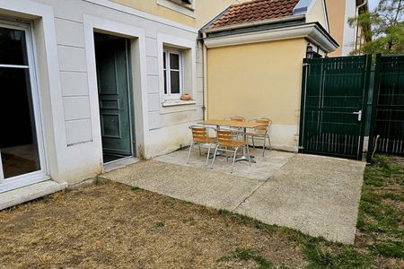 appartement 3 pièces à louer SAINT OUEN L'AUMONE 95310 66.8 m²