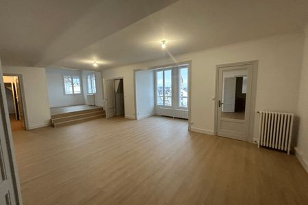 appartement 3 pièces à louer PAU 64000 106.7 m²