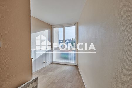 Vue n°3 Appartement 1 pièce à vendre - BORDEAUX (33000) - 14.36 m²