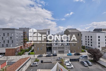 appartement 3 pièces à vendre BORDEAUX 33300 65 m²