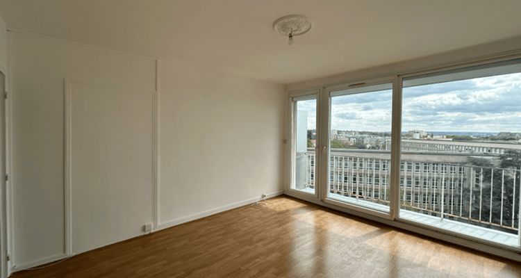 Vue n°1 Appartement 3 pièces T3 F3 à louer - Reims (51100)