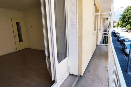 appartement 4 pièces à louer GRENOBLE 38100