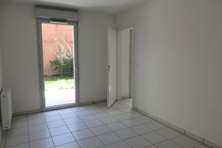 Vue n°2 Appartement 3 pièces T3 F3 à louer - Toulouse (31200)