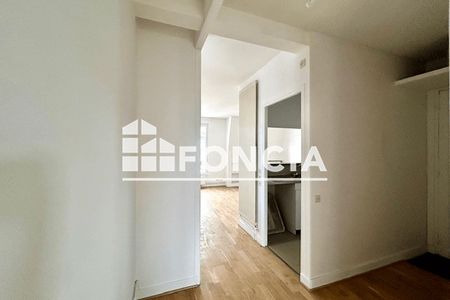 Vue n°2 Appartement 2 pièces T2 F2 à vendre - Paris 20ᵉ (75020)