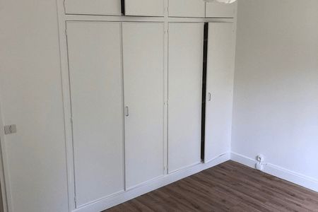 Vue n°3 Appartement 2 pièces T2 F2 à louer - Rueil Malmaison (92500)