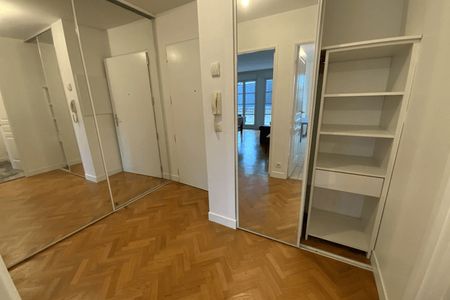 Vue n°2 Appartement 2 pièces T2 F2 à louer - Saint Cyr L'ecole (78210)