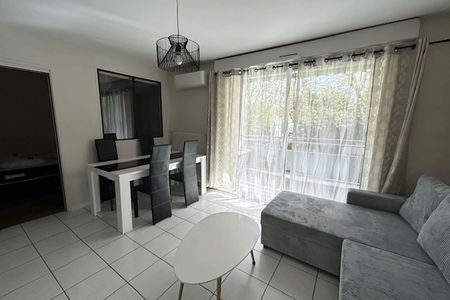 appartement-meuble 3 pièces à louer LYON 5ᵉ 69005 55.8 m²