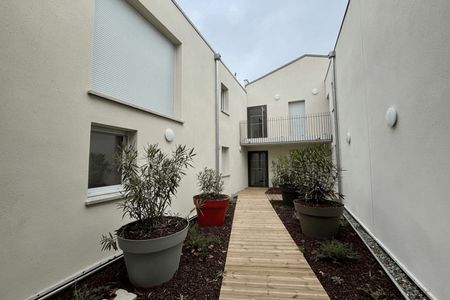 Vue n°3 Appartement 3 pièces T3 F3 à louer - Toulouse (31100)