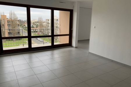 Vue n°3 Appartement 4 pièces T4 F4 à louer - Merignac (33700)