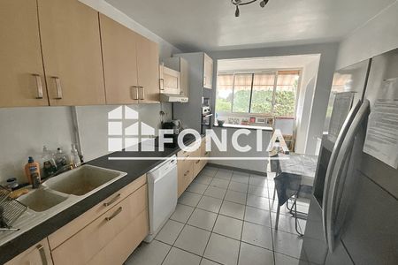 Vue n°3 Appartement 4 pièces à vendre - Aix En Provence (13090) 275 000 €