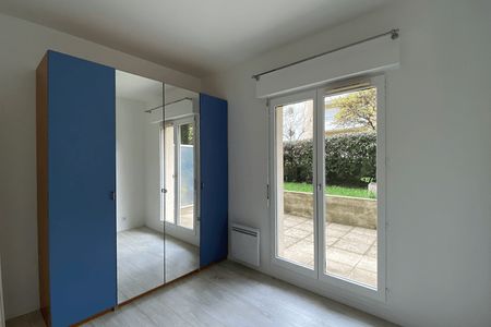 Vue n°3 Appartement 2 pièces T2 F2 à louer - Vincennes (94300)