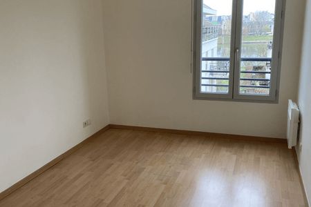 Vue n°2 Appartement 3 pièces T3 F3 à louer - Carrieres Sous Poissy (78955)