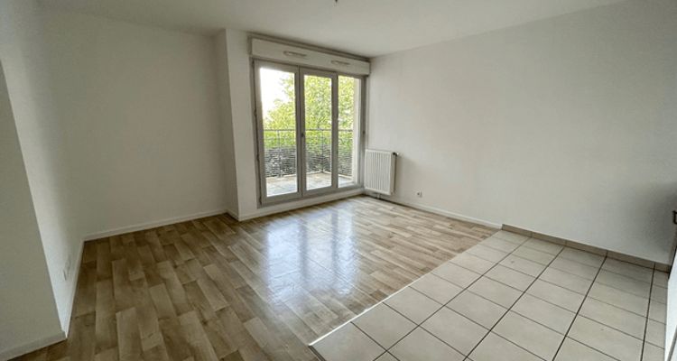 Vue n°1 Appartement 3 pièces T3 F3 à louer - Melun (77000)