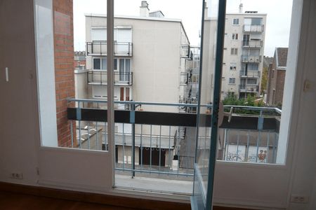 Vue n°2 Appartement 3 pièces T3 F3 à louer - Valenciennes (59300)