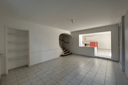 Vue n°3 Appartement 4 pièces T4 F4 à louer - Marssac Sur Tarn (81150)