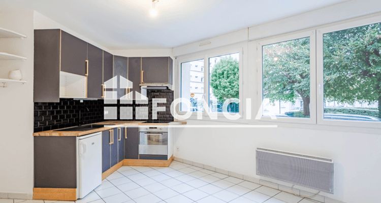 Vue n°1 Appartement 2 pièces à vendre - Grenoble (38000) 110 000 €
