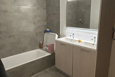 Vue n°3 Appartement 4 pièces T4 F4 à louer - Annecy Le Vieux (74940)