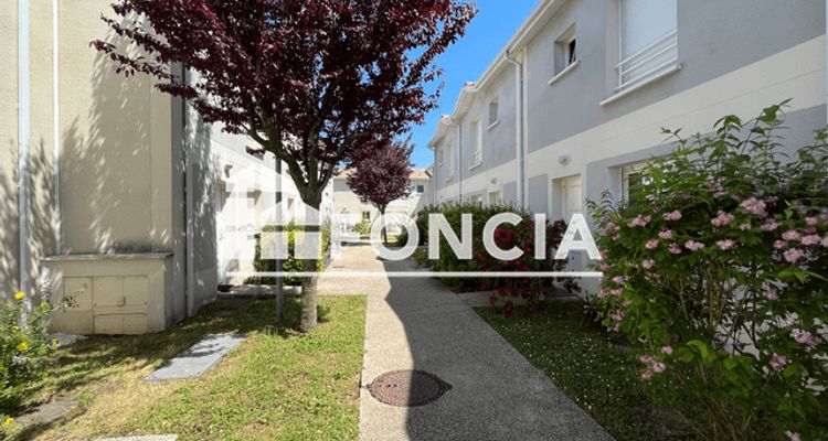 appartement 2 pièces à vendre CENON 33150 48 m²