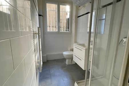 Vue n°3 Appartement 2 pièces T2 F2 à louer - Paris 11ᵉ (75011)