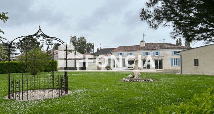 maison 5 pièces à vendre Saint-Sulpice-d'Arnoult 17250 235 m²