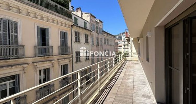 appartement 3 pièces à louer TOULON 83000 35.2 m²