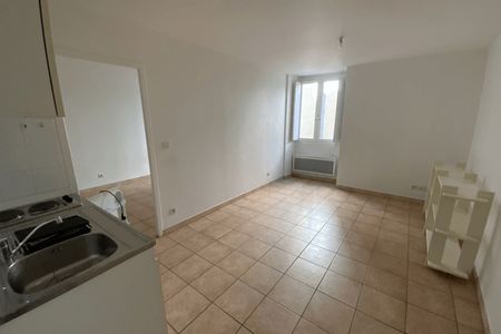 appartement 2 pièces à louer NIMES 30000 34.7 m²