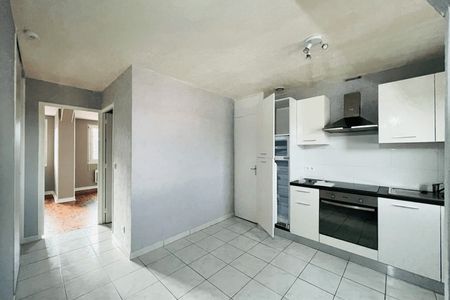 appartement 1 pièce à louer ROCHE LA MOLIERE 42230 33.1 m²