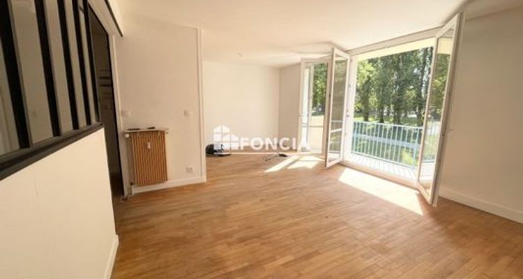 Vue n°1 Appartement 4 pièces à louer - Rennes (35200) 850 €/mois cc