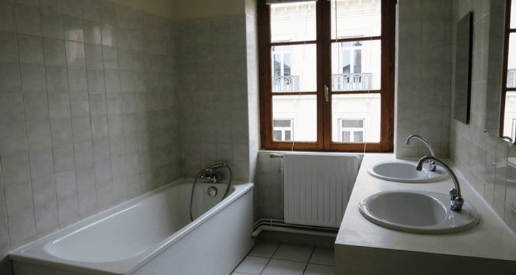 Vue n°1 Appartement 4 pièces à louer - Dijon (21000) 765 €/mois cc