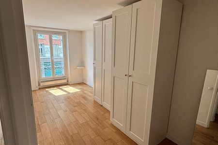 Vue n°3 Appartement 4 pièces T4 F4 à louer - Boulogne (92100)