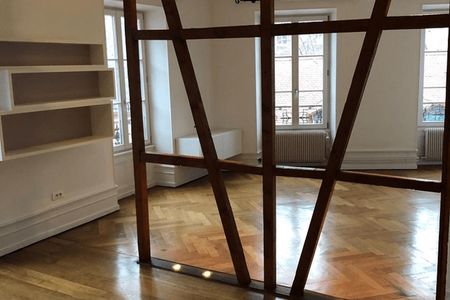 Vue n°2 Appartement 4 pièces T4 F4 à louer - Strasbourg - (67000)