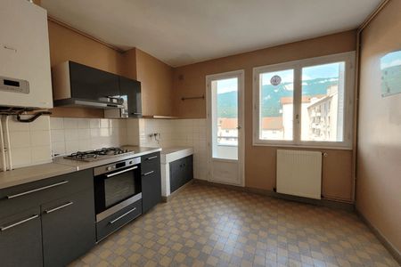 Vue n°2 Appartement 3 pièces T3 F3 à louer - Fontaine (38600)