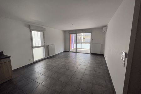 Vue n°2 Appartement 3 pièces T3 F3 à louer - Aix Les Bains (73100)