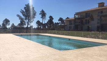 appartement 3 pièces à louer ROQUEBRUNE SUR ARGENS 83520 56.5 m²