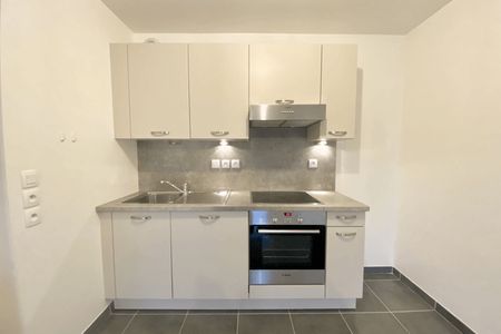 Vue n°3 Appartement 2 pièces T2 F2 à louer - Saint Julien En Genevois (74160)