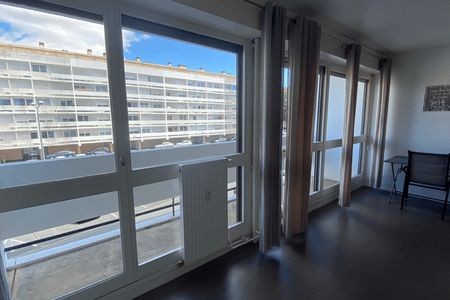 Vue n°2 Appartement meublé 2 pièces T2 F2 à louer - La Rochelle (17000)
