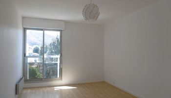 appartement 5 pièces à louer ROYAT 63130 131.7 m²